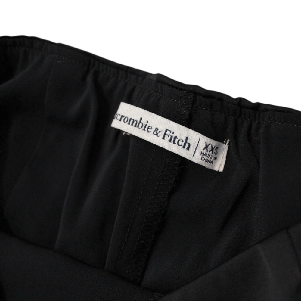 Abercrombie & Fitch Black Mini Skort‎ - Picture 4 of 6